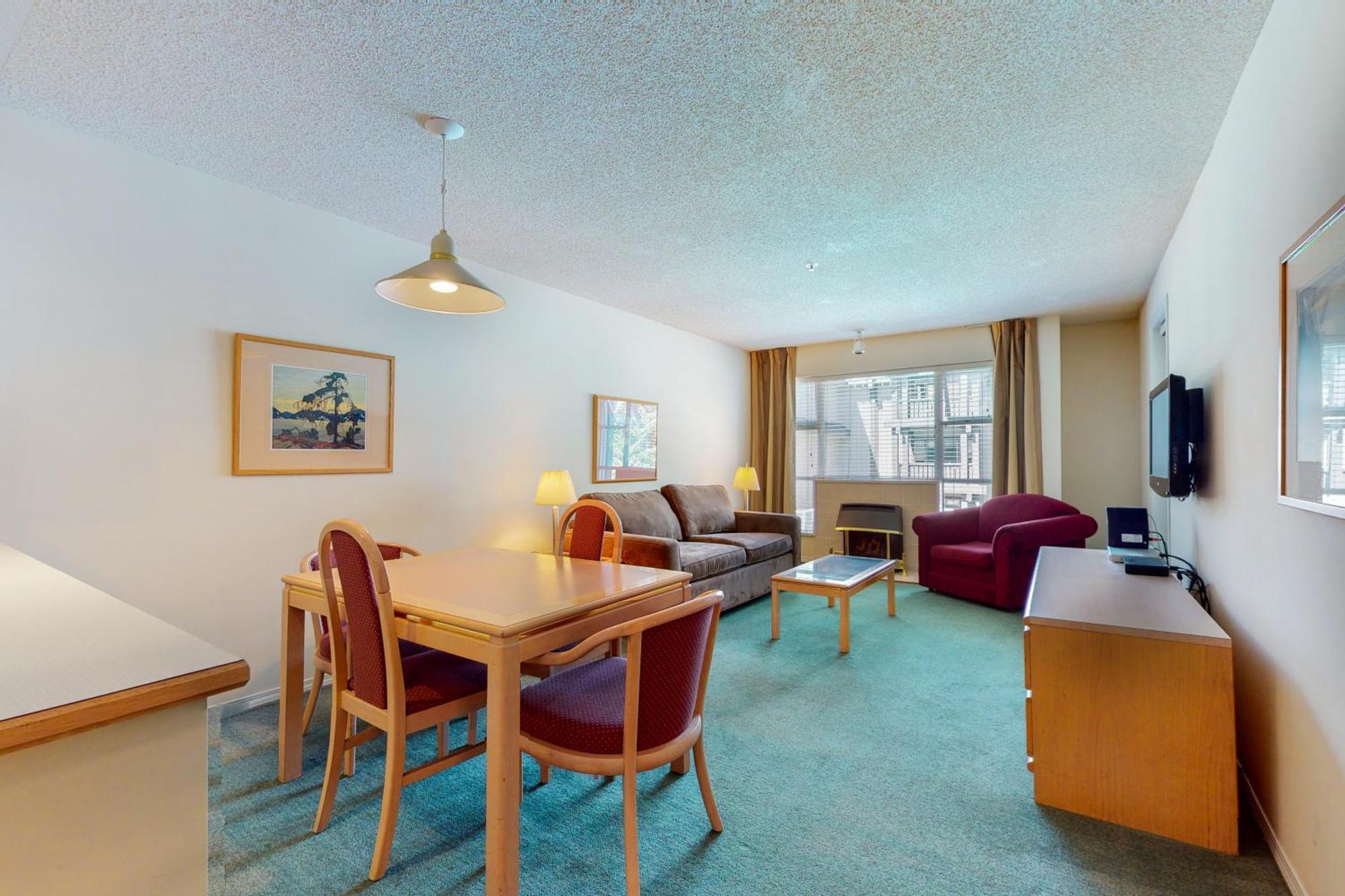 Glacier Lodge * Whistler