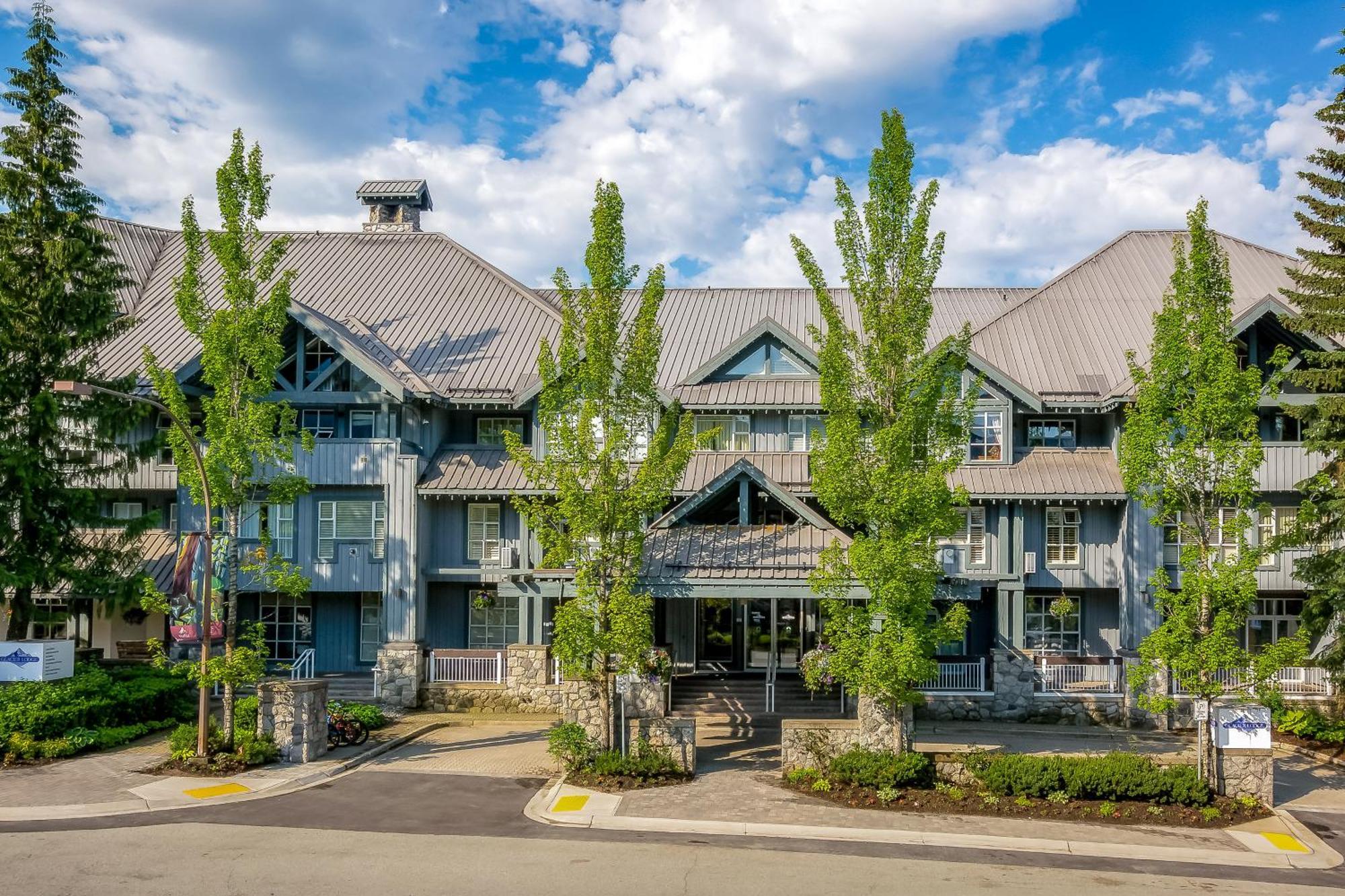 Glacier Lodge