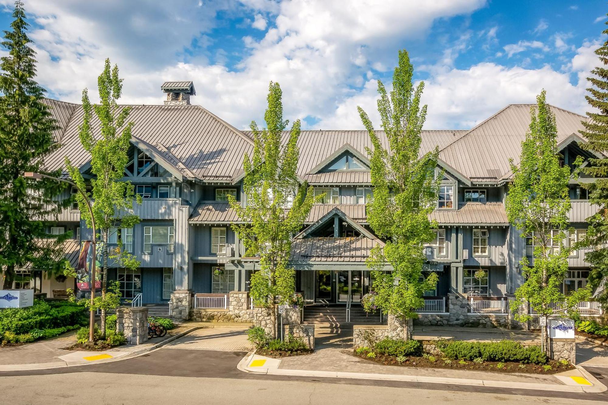 Glacier Lodge Whistler
