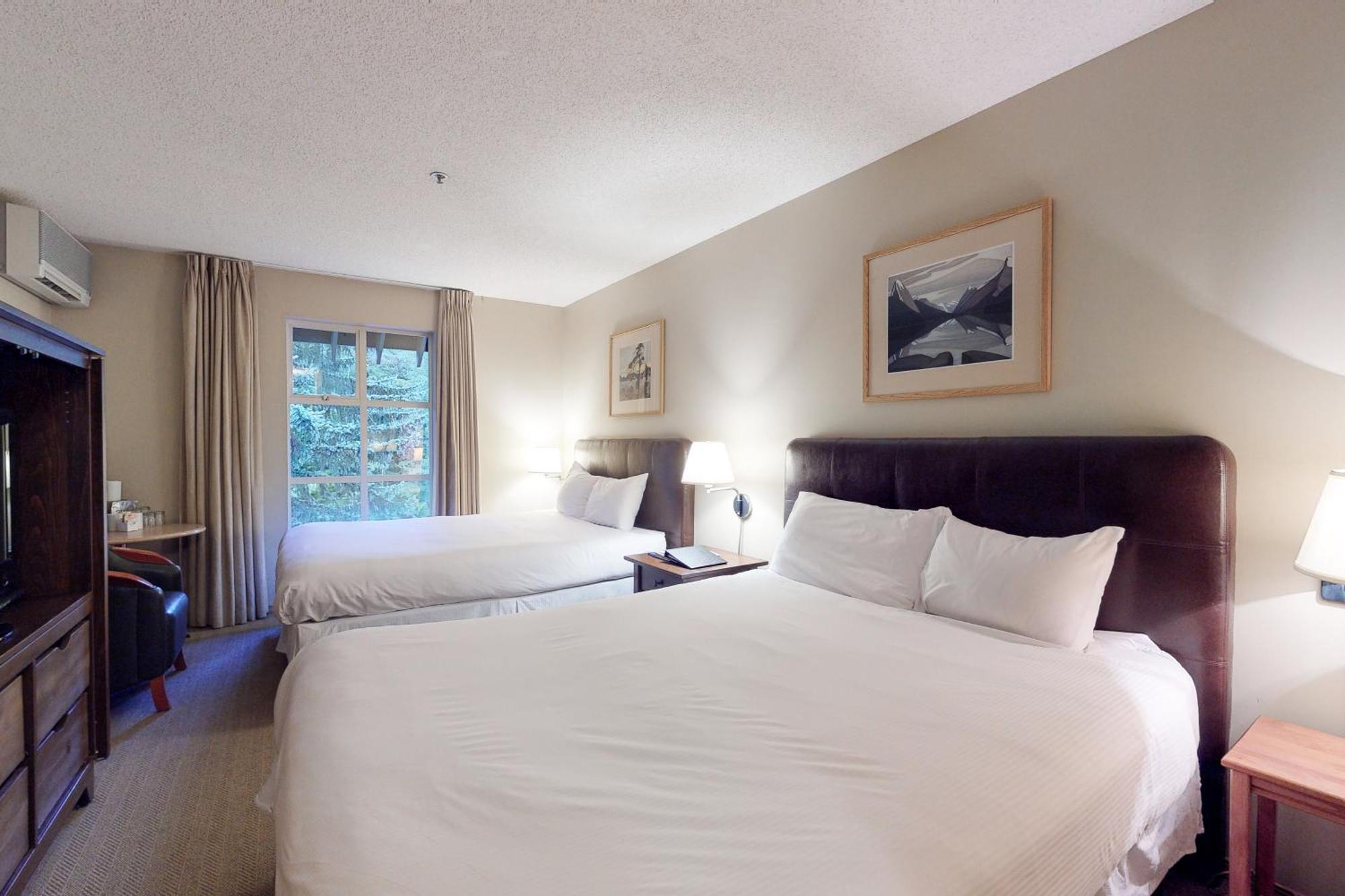Glacier Lodge Whistler