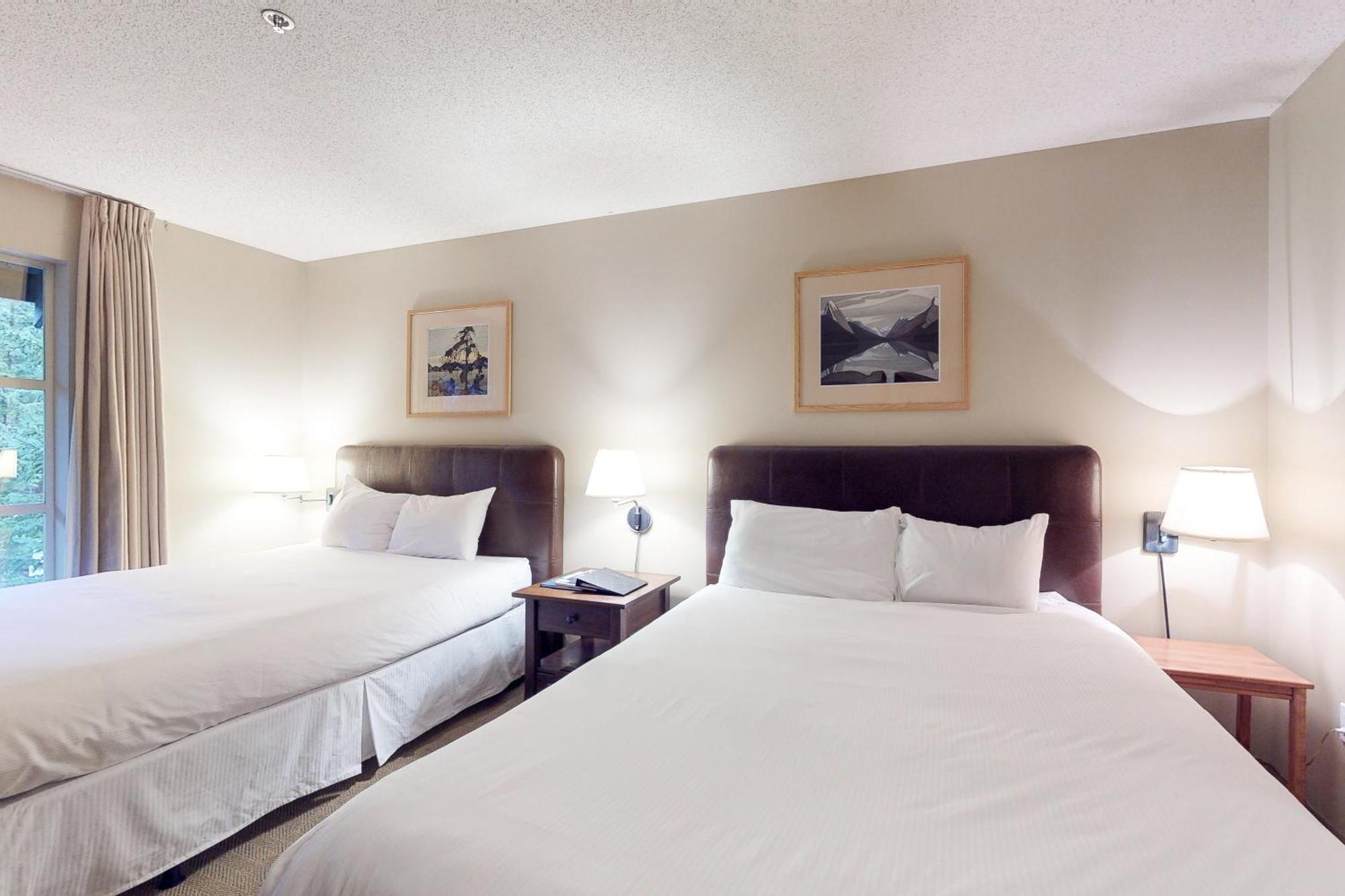 Glacier Lodge
