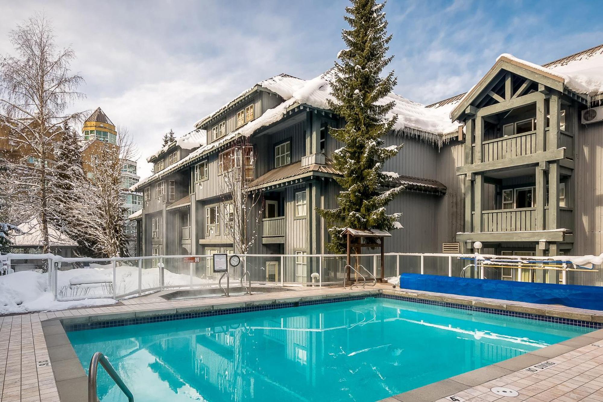 Glacier Lodge