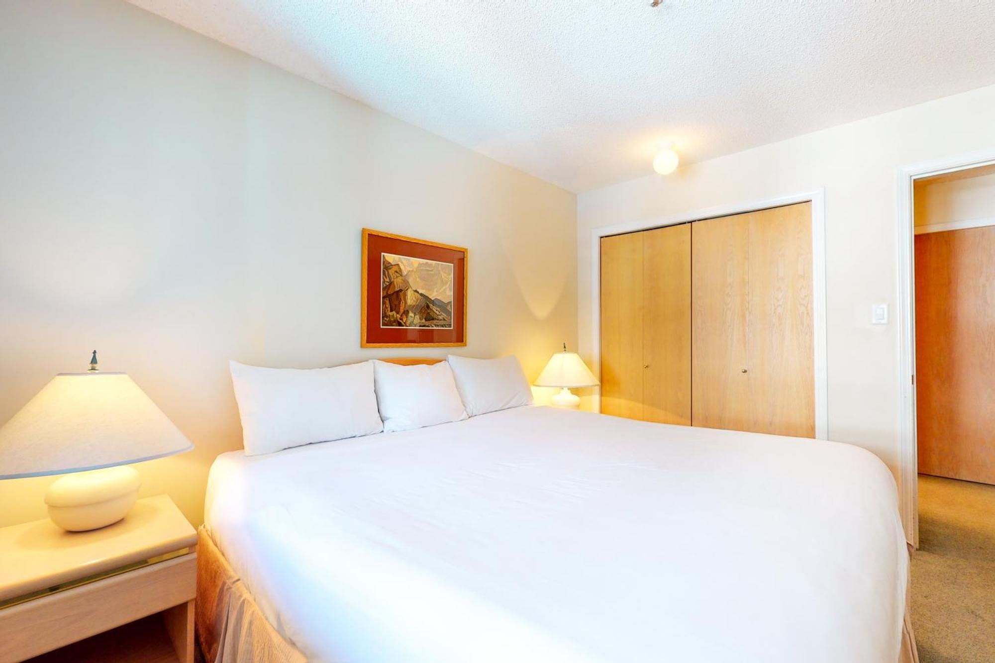 Glacier Lodge *